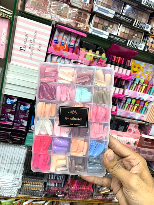 576 piece nail kit
